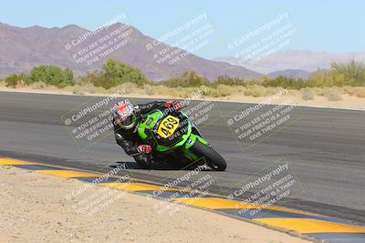 media/Oct-30-2022-CVMA (Sun) [[fb421c3cec]]/Race 11 Amateur Supersport Open/